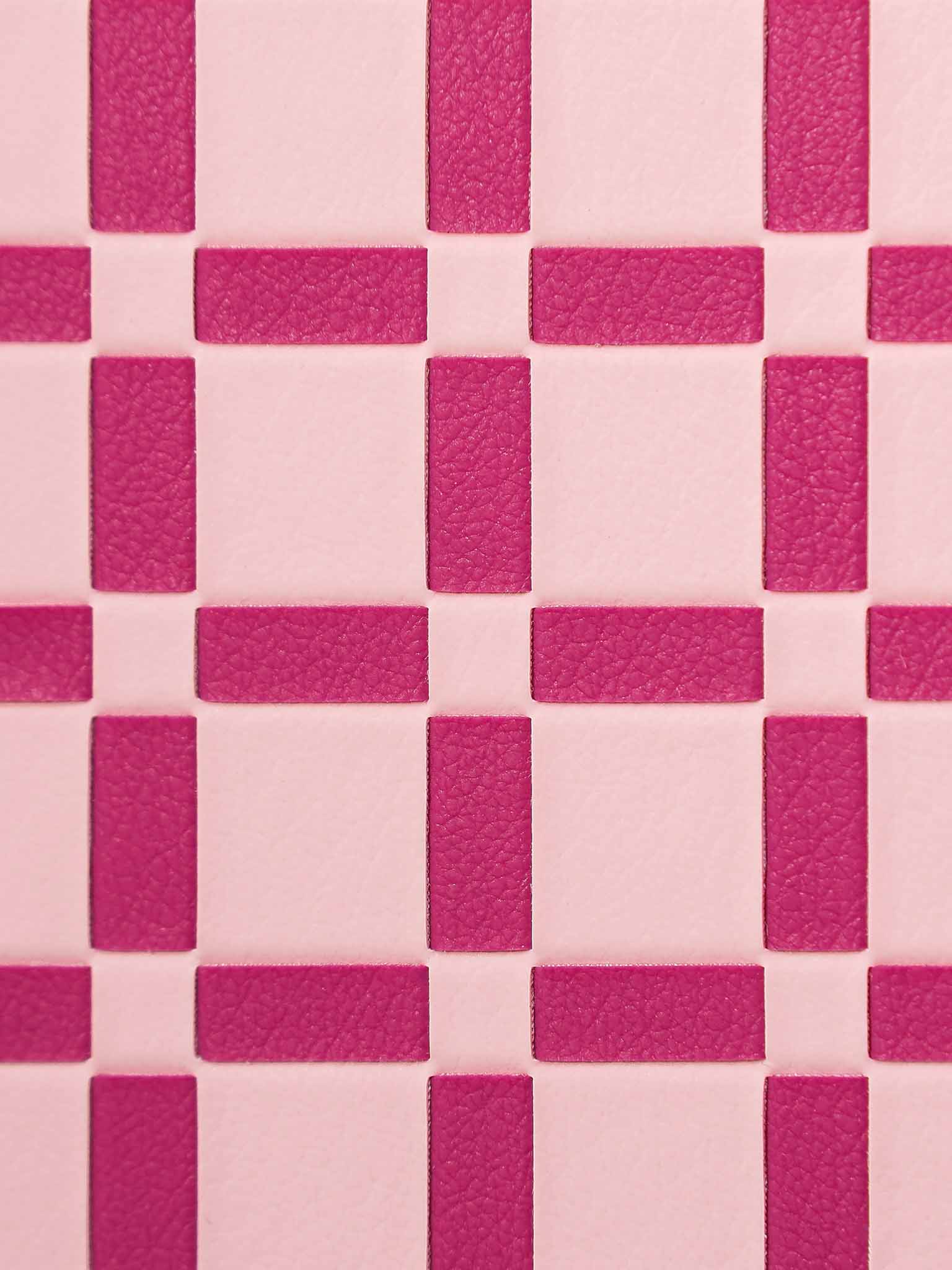 Sicora pink and magenta checkered pattern