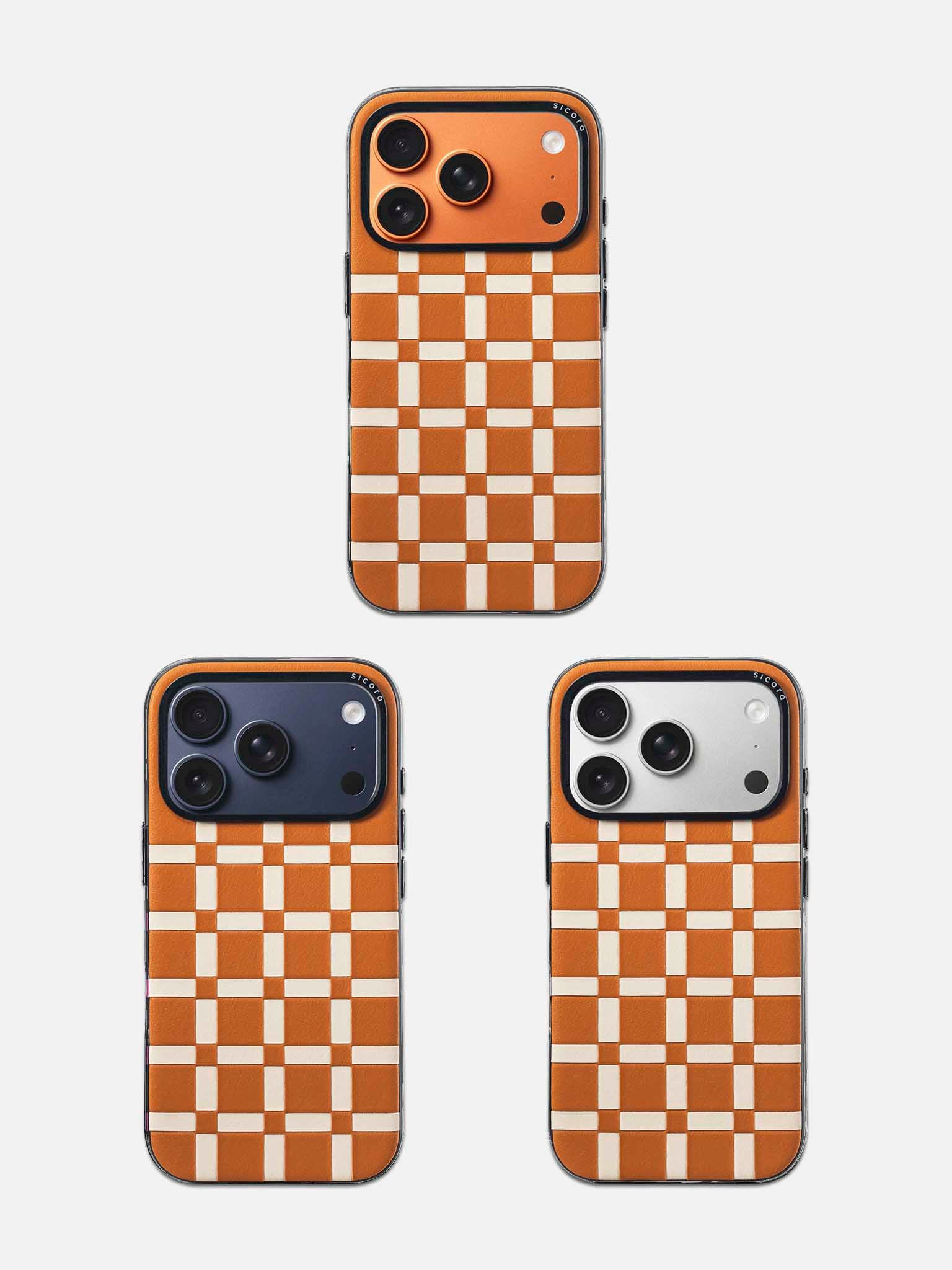 sicora iPhone 17 pro gridplay case toffee cream lineup