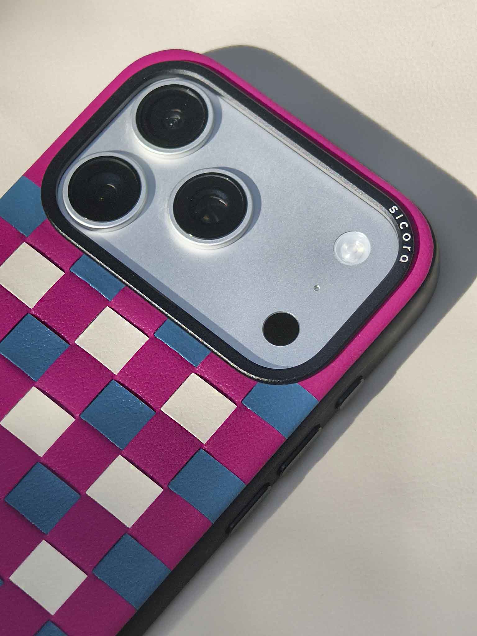 sicora magenta sc checkerboard case iPhone 17 pro video