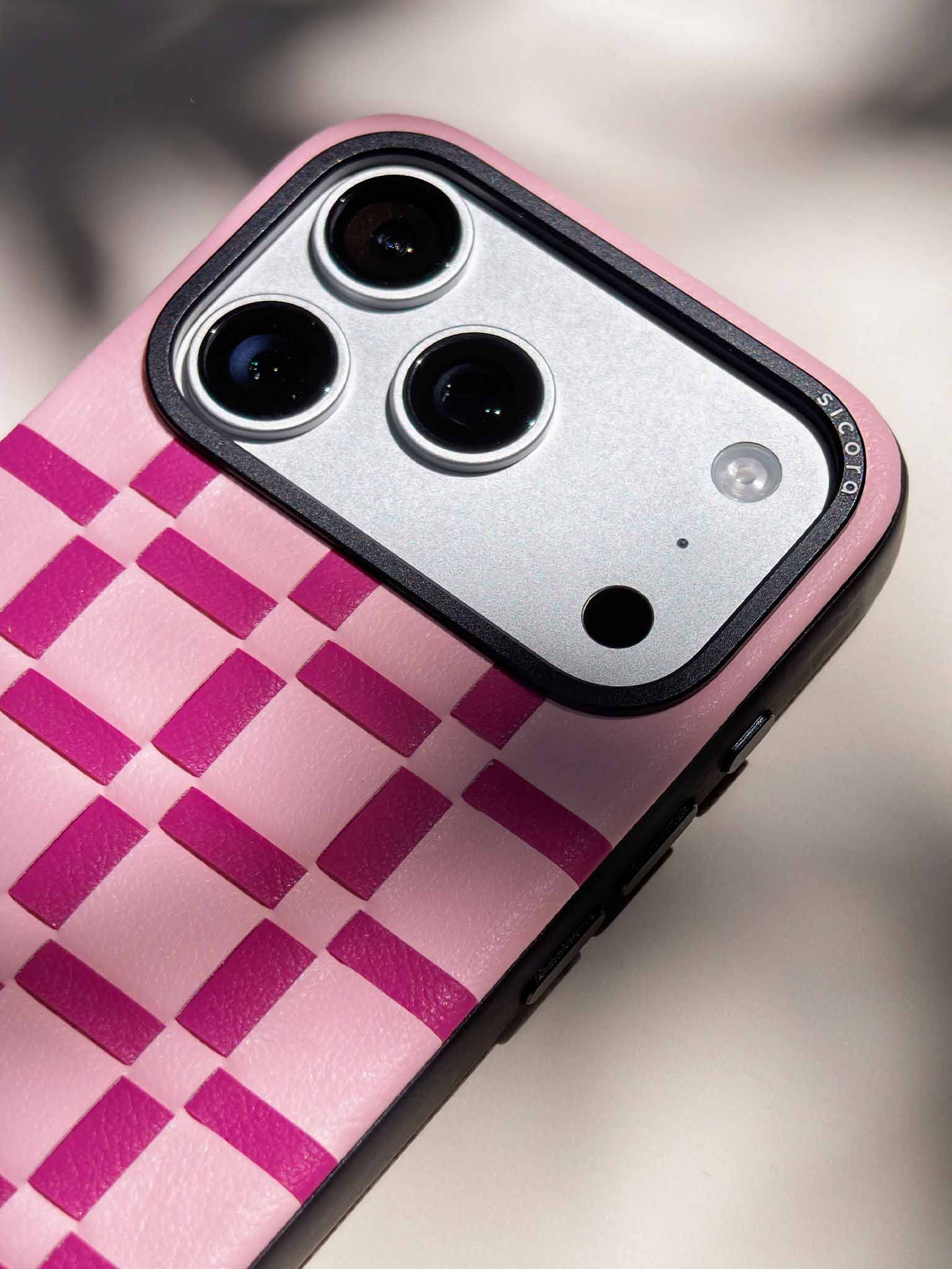 sicora pink magenta gridplay case iPhone 17 pro video