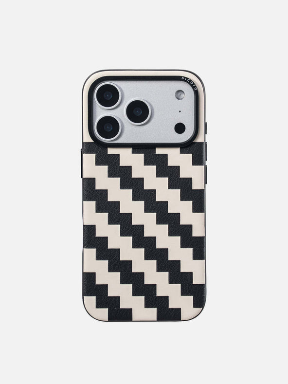 Sicora zigzag phone case with black and cream white zigzag pattern