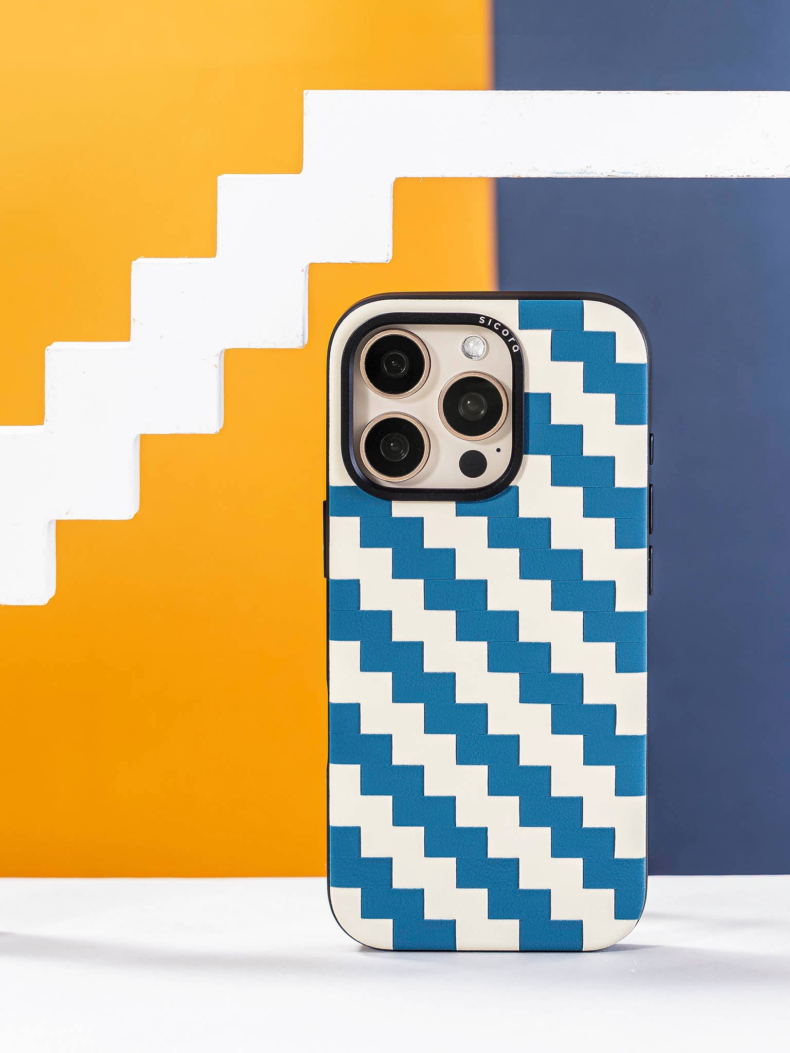sicora blue and white zigzag iphone case